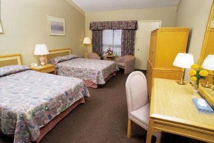 Candlelight Inn Niagara Falls Room photo